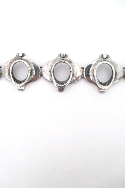 detail Guy Vidal Canada vintage brutalist pewter Vertebrae link bracelet 1970s jewelry