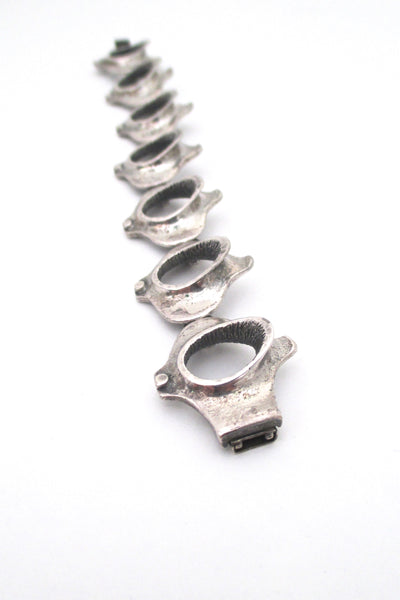 profile Guy Vidal Canada vintage brutalist pewter Vertebrae link bracelet 1970s jewelry