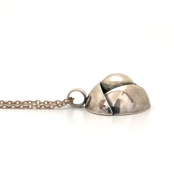 profile Elis Kauppi Kupittaan Kulta Finland vintage silver pendant necklace Scandinavian Modernist jewelry design