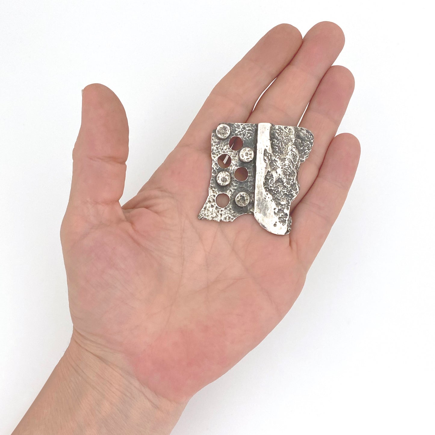 scale Robert Larin Canada vintage brutalist pewter textured raised dots brooch