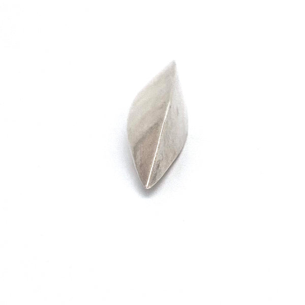 detail Marcin Zaremski Poland vintage silver extra long sleek brooch Postmodern design