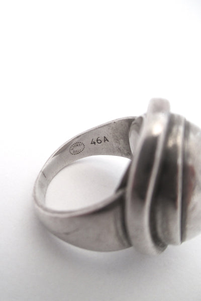 Georg Jensen ring #46A by Harald Nielsen - silver stone