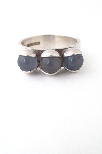 Elis Kauppi for Kupittaan Kulta Finland vintage silver & chalcedony ring