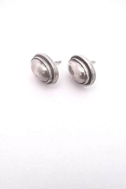 detail Georg Jensen Denmark vintage silver earrings 86B by Harald Nielsen