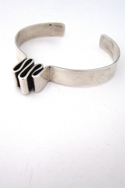 vintage modernist sterling silver heartbeat cuff bracelet