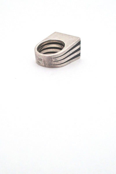 Puig Doria heavy silver & ebony striped ring