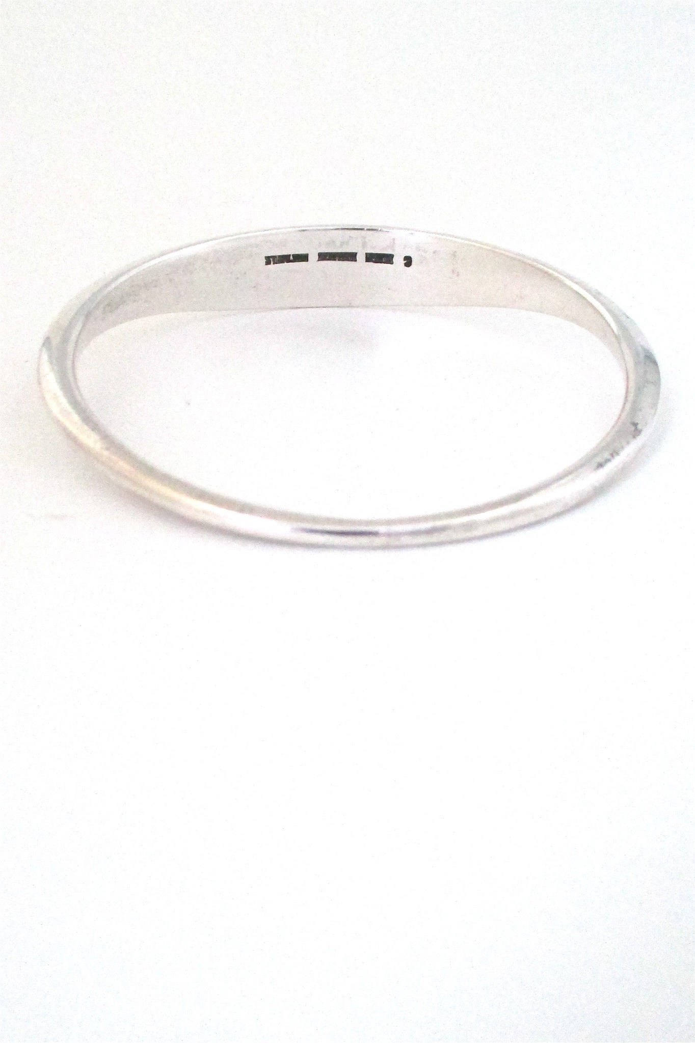 Bent Knudsen heavy 'silver fin' bangle
