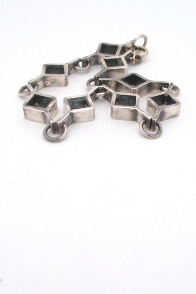 detail Jorma Laine for Kultateollisuus Finland vintage Scandinavian modern silver bracelet Nordic design