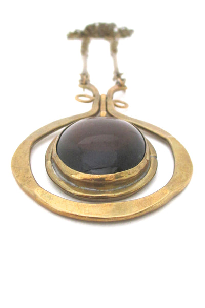 detail Rafael Alfandary Canada large vintage brutalist brass and glass dark amber kinetic necklace
