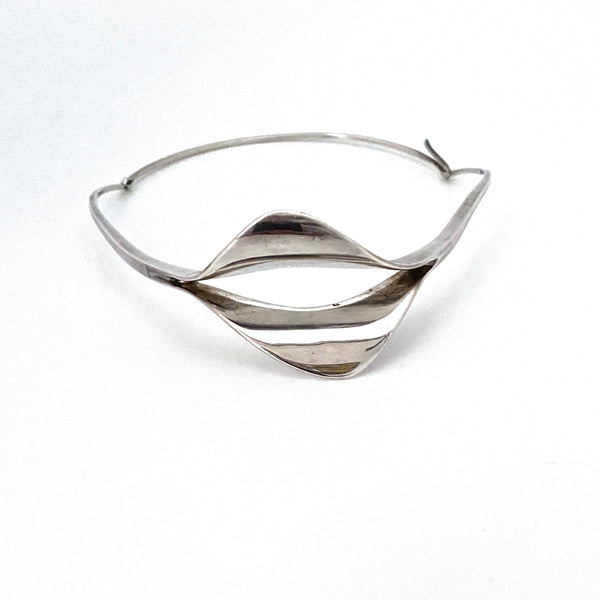 vintage heavy silver hand wrought curvy choker necklace ~ Poland
