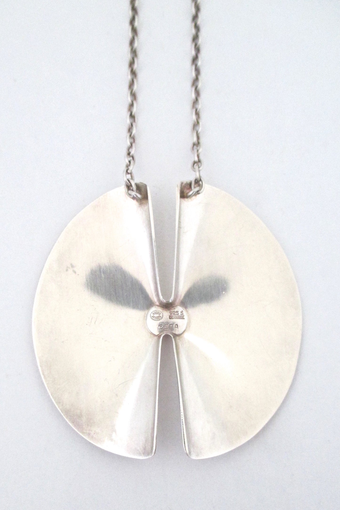 Georg Jensen large pendant necklace 337A ~ Nanna Ditzel