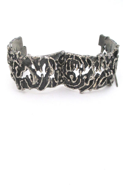 detail Guy Vidal Canada vintage wide brutalist pewter textured hinged bracelet