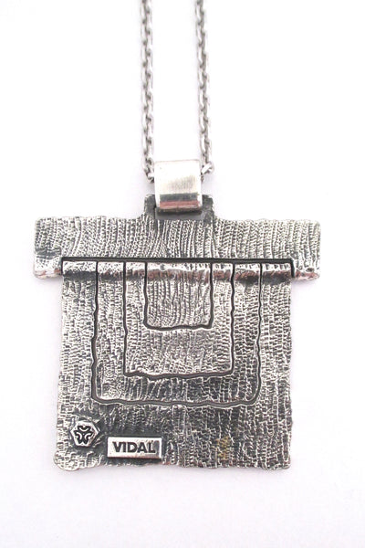 Guy Vidal large kinetic textured pewter pendant necklace