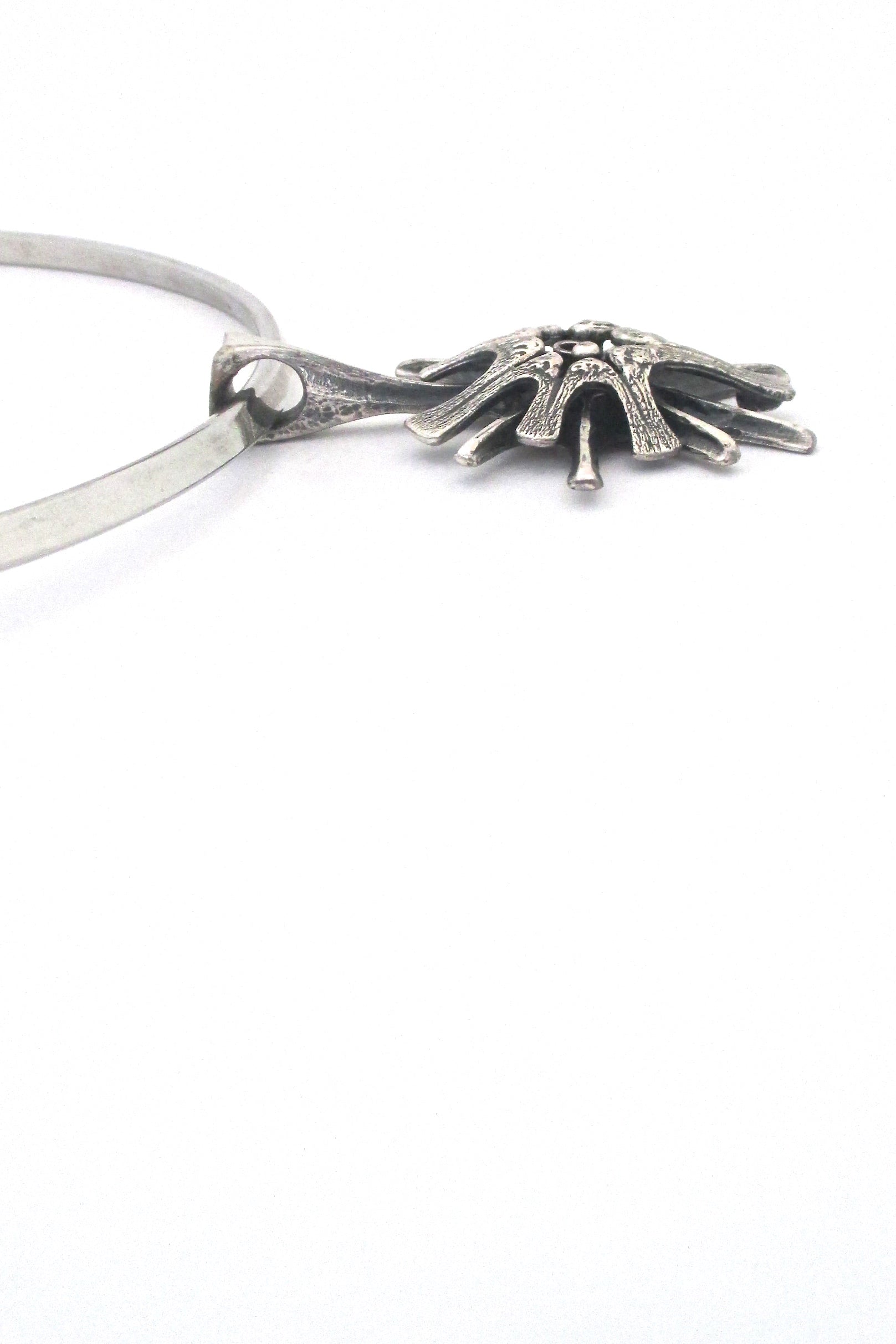 profile Guy Vidal Canada vintage brutalist pewter starburst choker pendant necklace