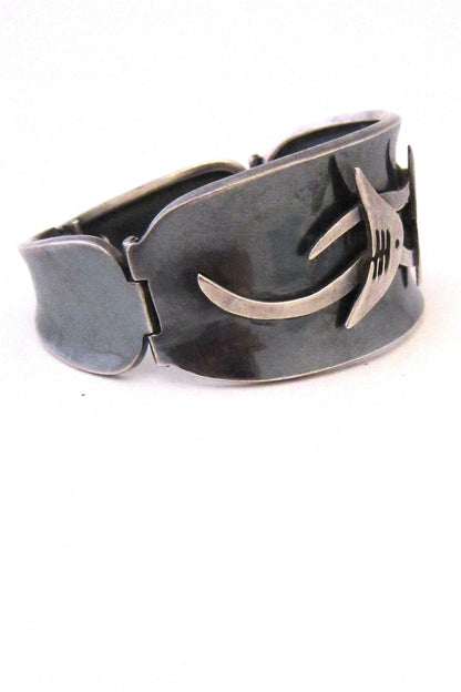 Ledesma design fish bracelet