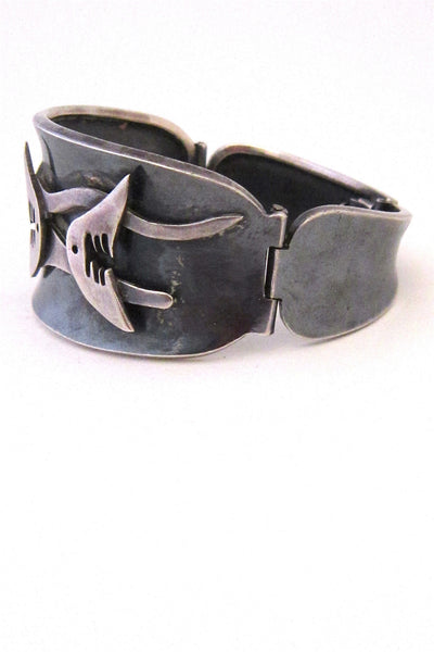 Ledesma design fish bracelet