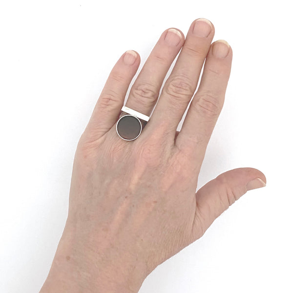 scale vintage silver agate geometric circle square ring London 1967 Modernist jewelry design