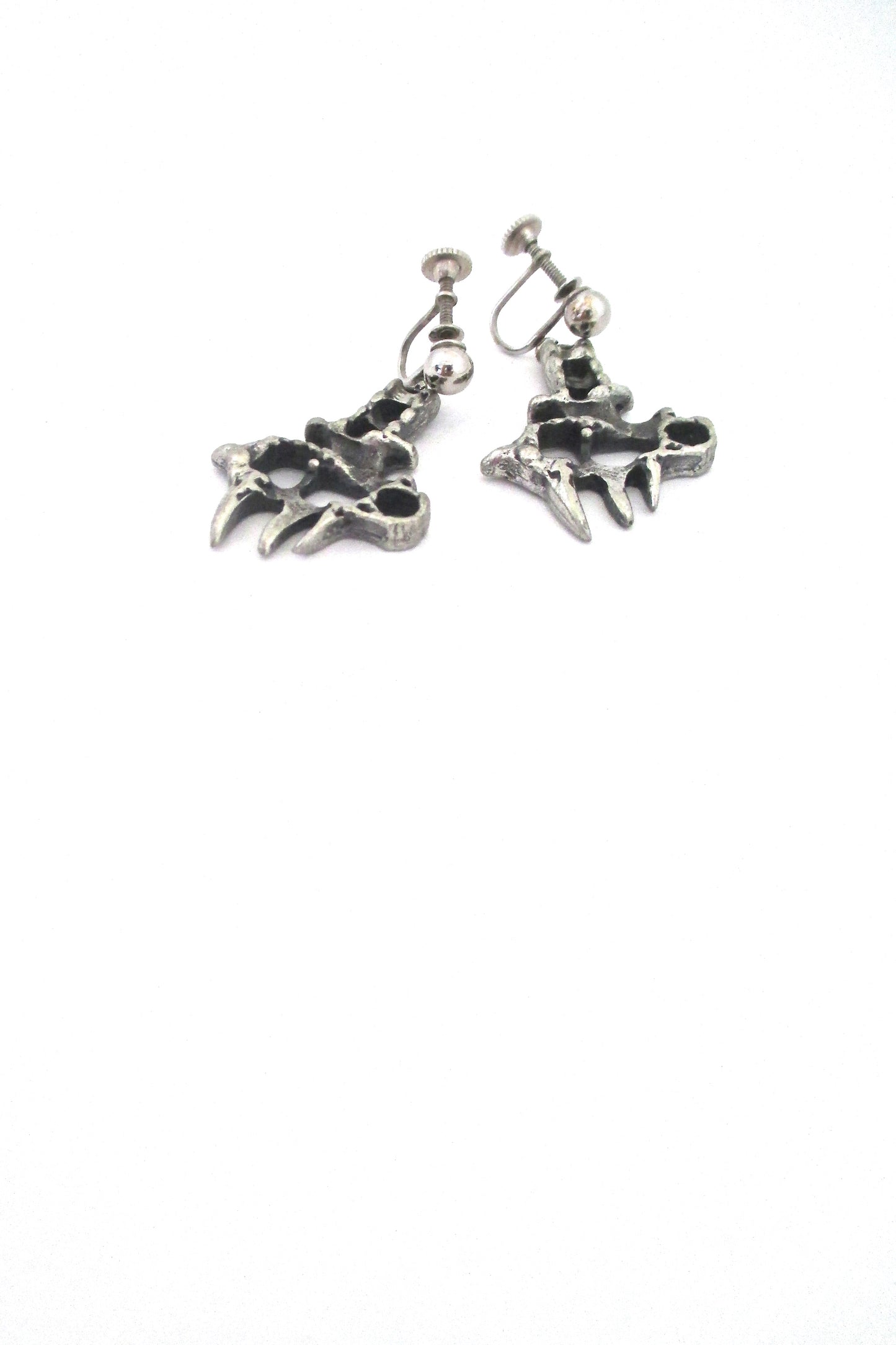 detail Guy Vidal Canada vintage brutalist pewter openwork drop earrings