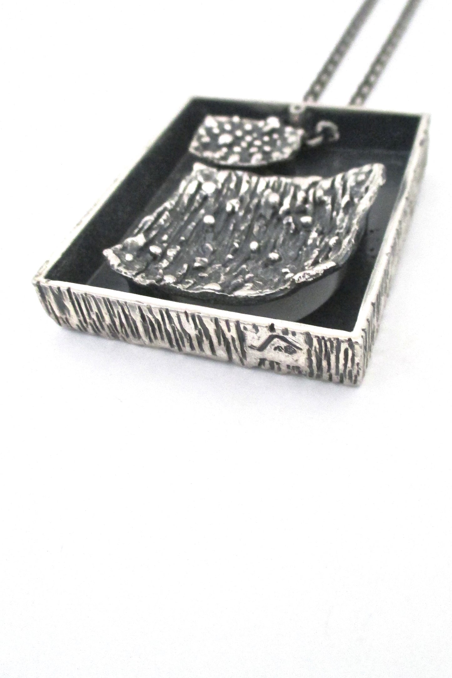 Guy Vidal double-sided shadowbox necklace ~ original box