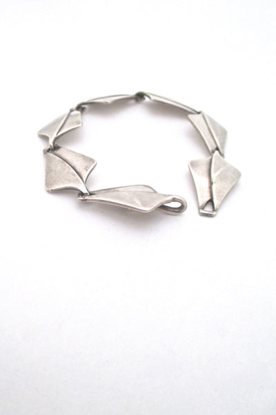 detail Poul Warmind Denmark vintage Scandinavian Modernist silver link bracelet
