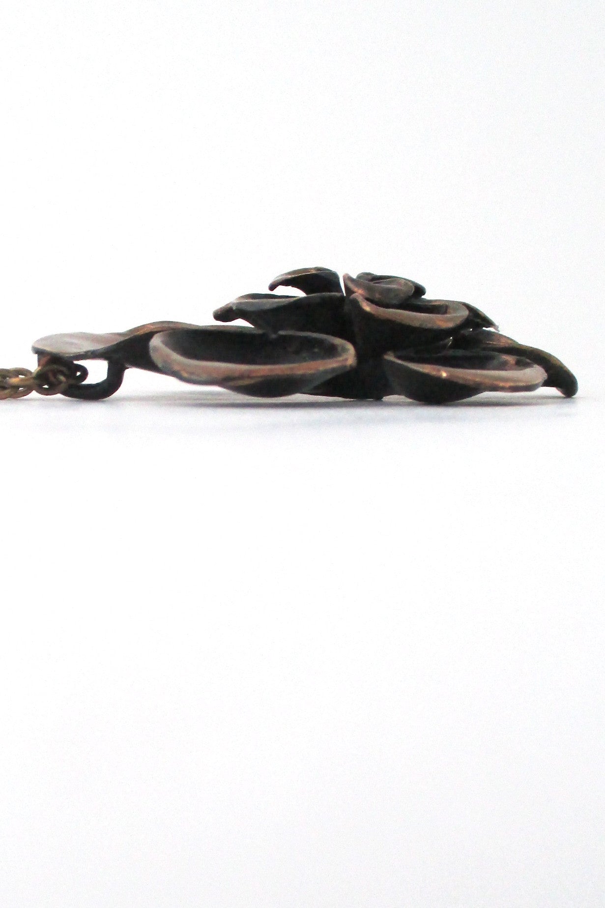 Hannu Ikonen large'Reindeer Moss' pedant necklace