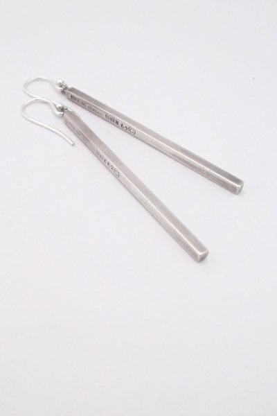 detail Bent Knudsen Denmark vintage sleek modernist silver drop earrings