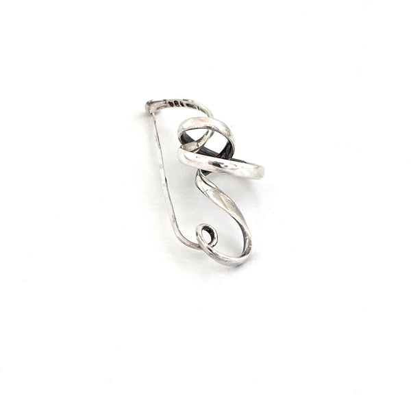 detail Vivianna Torun Georg Jensen Denmark vintage silver Forget Me Knot brooch 384 Scandinavian Modernist jewelry design
