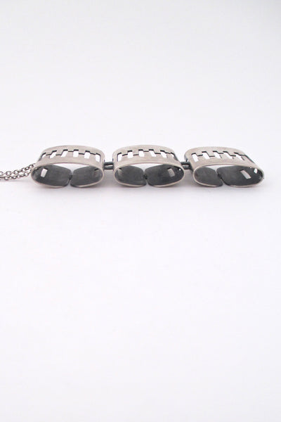 profile Elis Kauppi Kupittaan Kulta Finland large vintage silver kinetic modernist pendant necklace