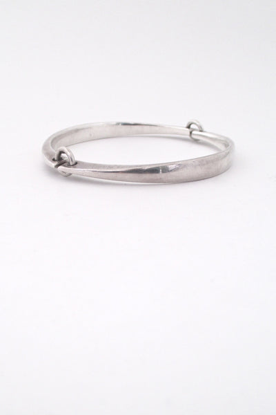 profile Hans Hansen Denmark vintage Scandinavian Modern heavy silver hinged bangle bracelet