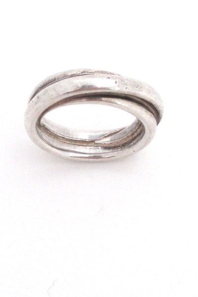 Pierre Cardin vintage modernist sterling silver eternity loop ring