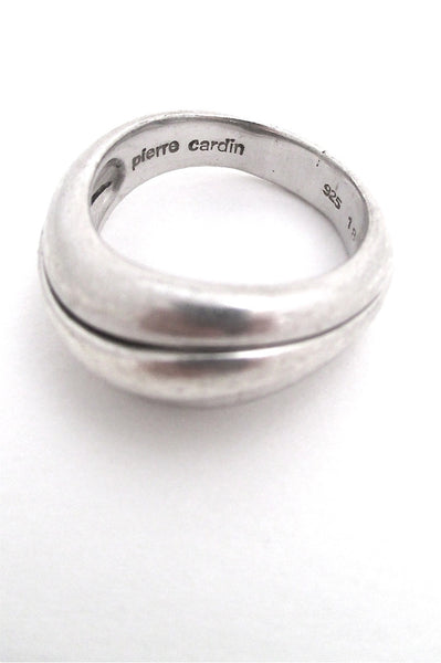 detail Pierre Cardin vintage heavy sterling silver large modernist ring