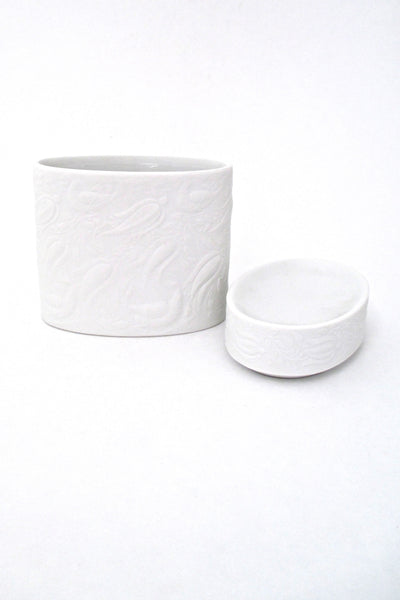detail Bjorn Wiinblad for Rosenthal Germany vintage Studio Line porcelain lidded box