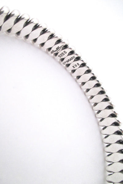 detail Hans Hansen Denmark vintage folded silver bangle bracelet 202