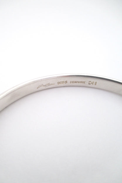 Hans Hansen silver 'V profile' bangle #241