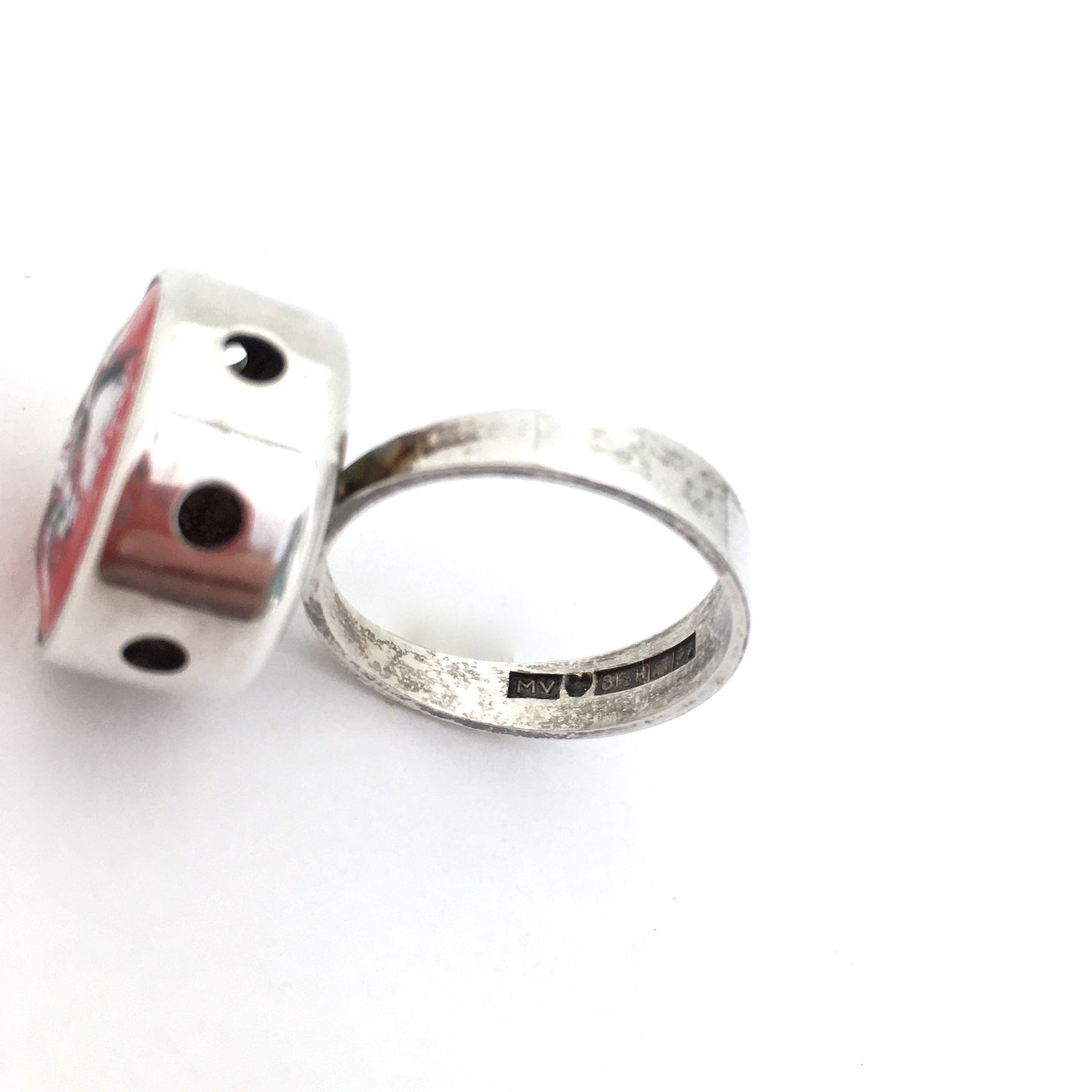 Martti Viikinniemi large silver and enamel ring ~ red, black & white