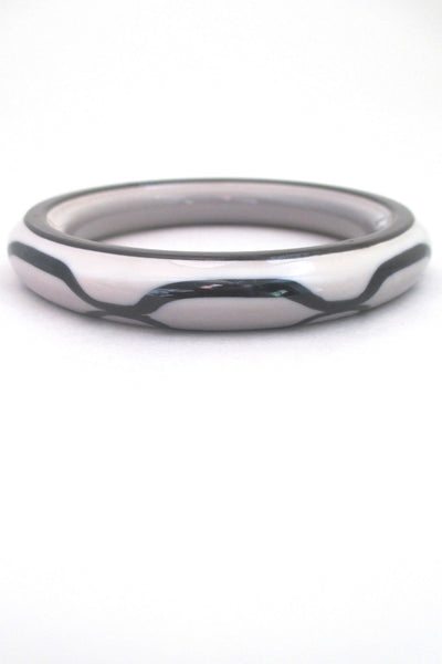 detail Royal Copenhagen Denmark vintage porcelain bangle bracelet Nordic jewellery