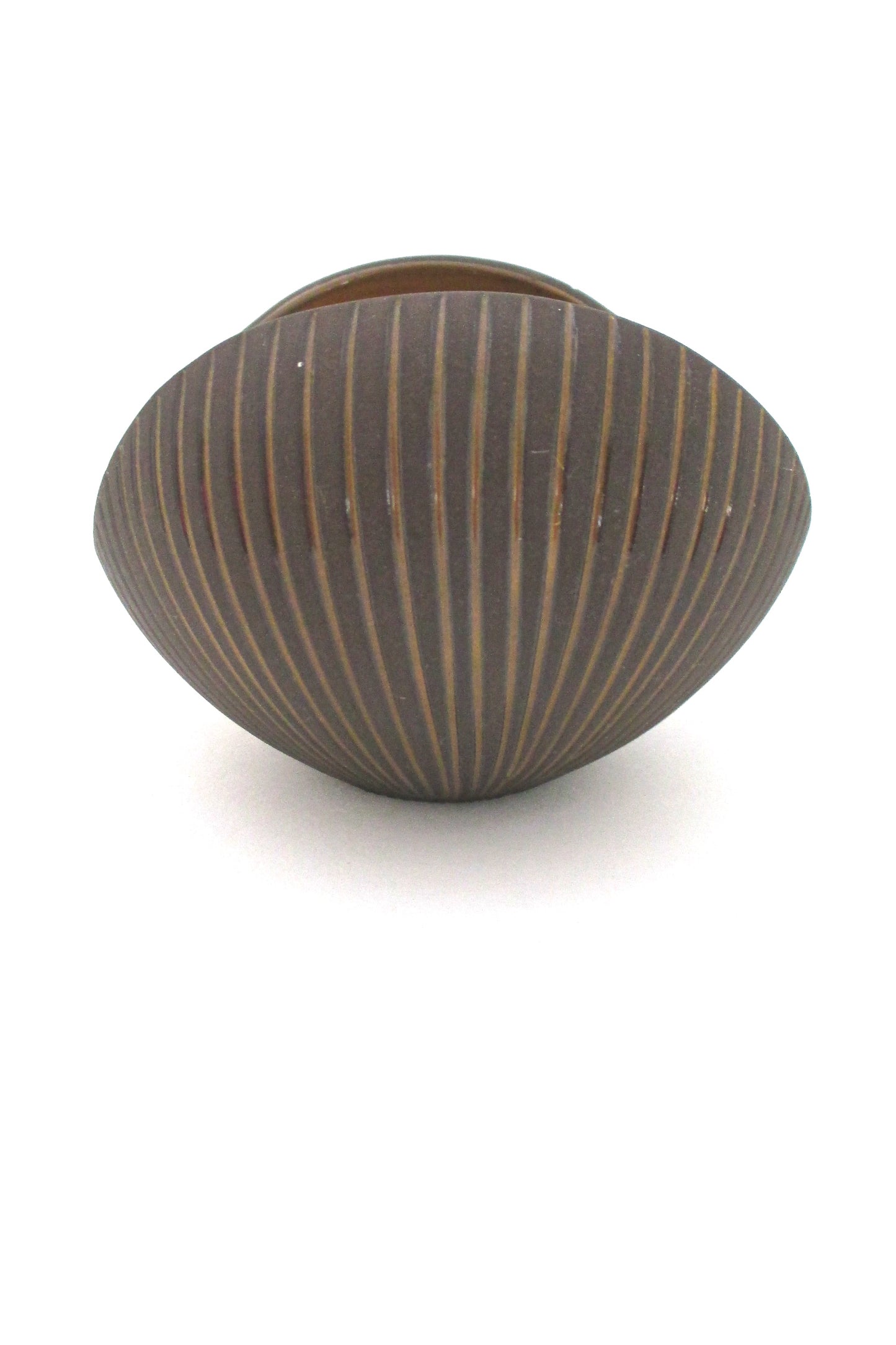 detail Upsala Ekeby Sweden vintage mid century ceramic Kokos bowl by Hjordis Oldfors