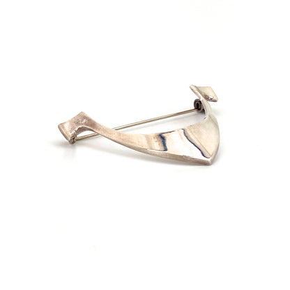 detail Tone Vigeland Plus Studio Norway vintage silver Hook brooch original leather pouch