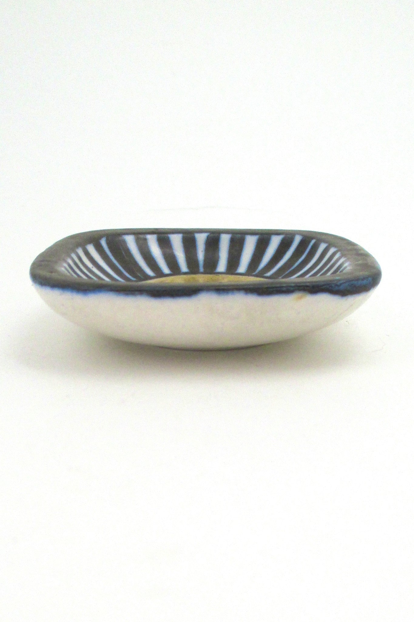 Lotte Bostlund miniature dish #1 - blue sun
