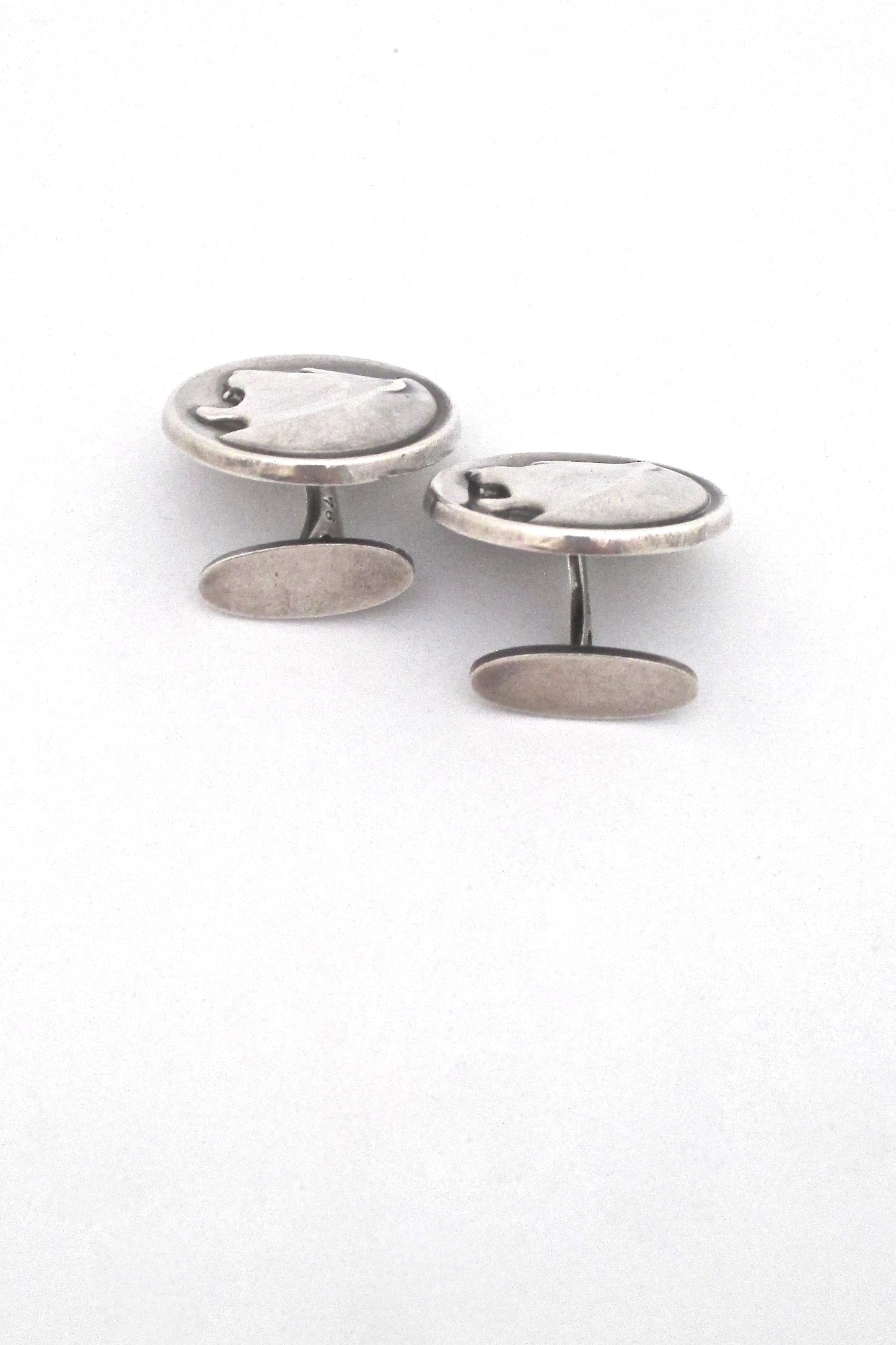 detail Georg Jensen Denmark vintage silver large Panther cufflinks 76 by Arno Malinowski