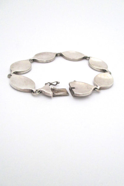 closure Georg Jensen Denmark vintage silver heavy link bracelet 171 by Flemming Eskildsen Scandinavian Modernist design