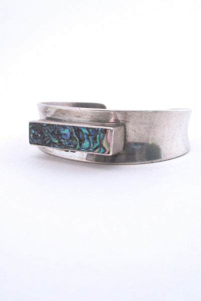 detail Arne Johansen Denmark vintage Scandinavian Modern silver abalone cuff bracelet