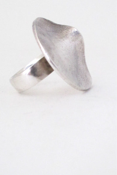 Matti Hyvarinen Finland vintage Scandinavian modernist large sterling silver textured swirl ring