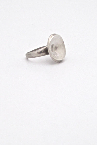 profile Georg Jensen Denmark vintage silver round ring 121 by Nanna Ditzel Scandinavian Modern design