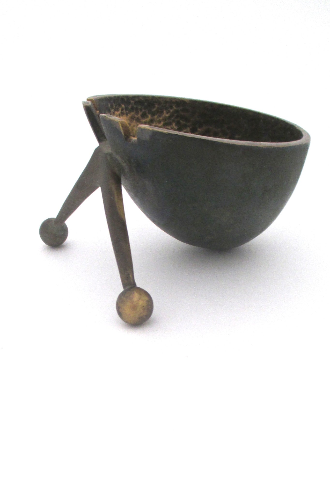 detail Pal-Bell Israel mid century bronze snail sculpture ashtray by Maurice Ascalon