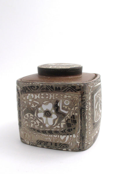 Royal Copenhagen 'Baca' large lidded box by Nils Thorsson