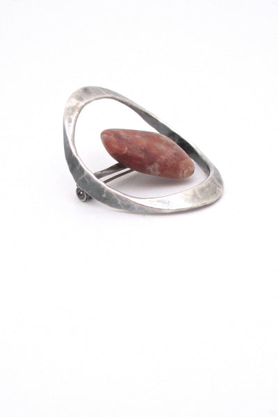 detail Tone Vigeland for Plus Studios Norway vintage Scandinavian Modernist silver natural stone large brooch
