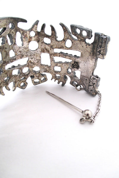 Guy Vidal large hinged bracelet - pin closure