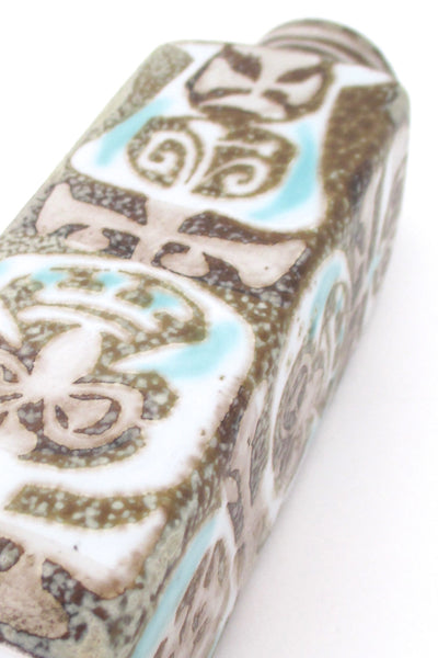 detail Royal Copenhagen Denmark vintage midcentury design small square Baca vase by Nils Thorsson 