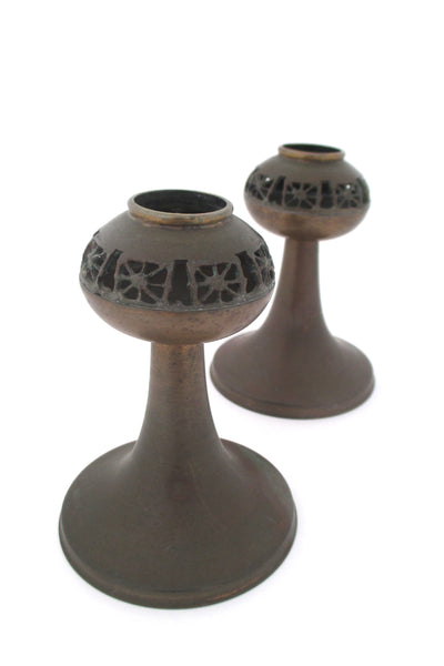 Pentti Sarpaneva 'Pitsi' bronze candle holders - pair